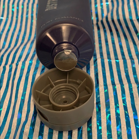 Shave Cream - Picture 4 of 4